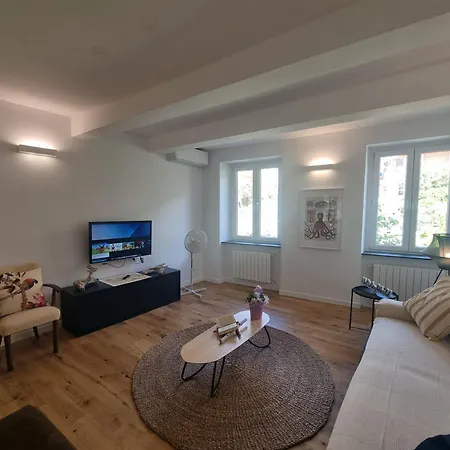 House Blu Capolungo By World Apartment *